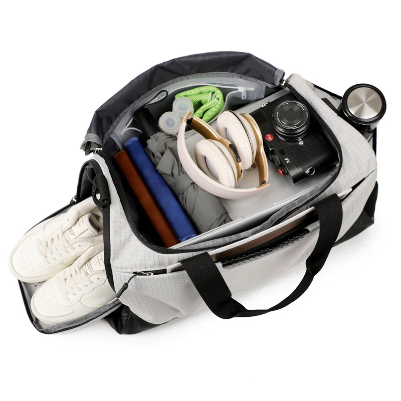 Sportliche und strapazierfähige Reisetasche für Herren mit vielseitigem Stauraum Skanto