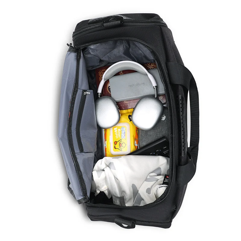 Sportliche Reisetasche für Herren mit viel Stauraum und abnehmbarem Schultergurt Skanto