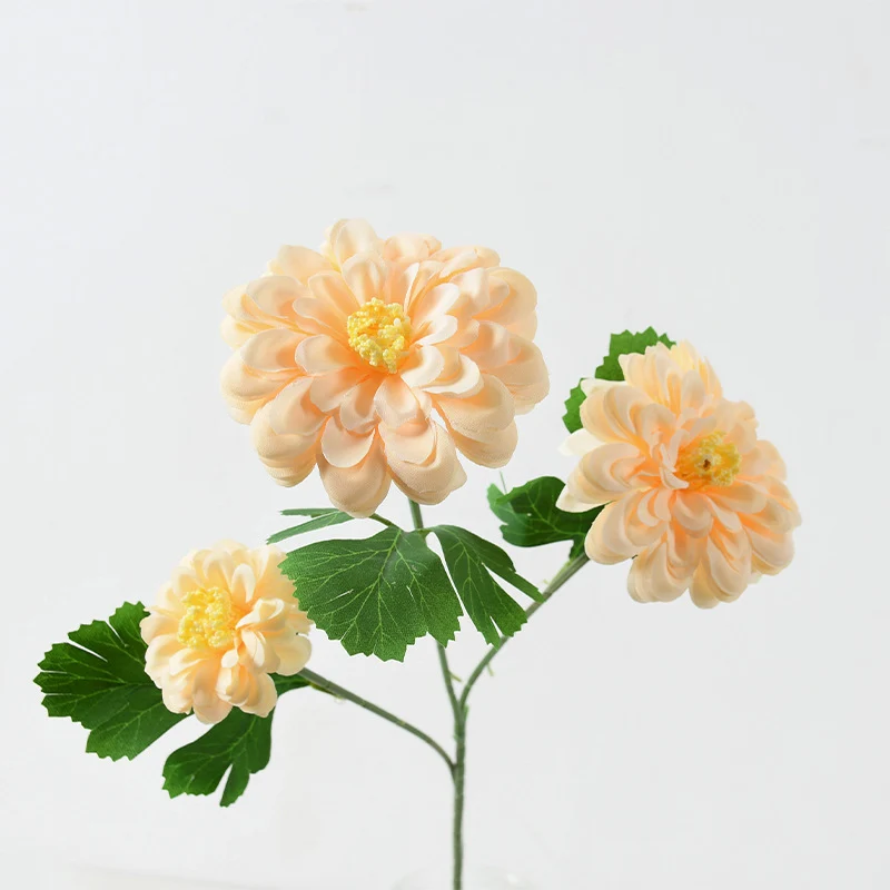 Dekorativer Kunstblumenstamm
