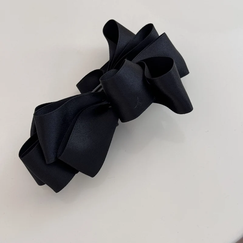 Elegante Satin Haarklammer Brehn