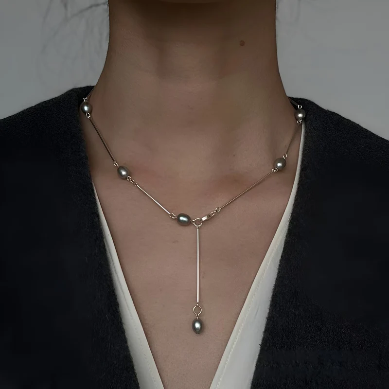 Elegante gestapelte Lariat-Halskette Brehn