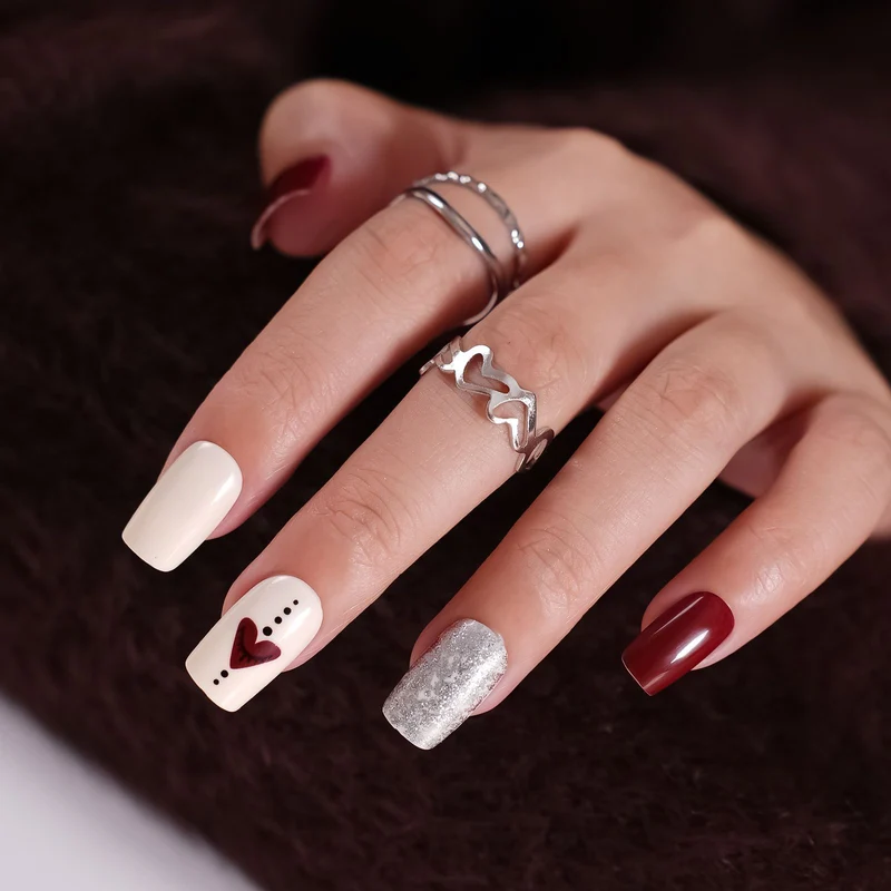 Dekorative Glitter Nagelkunst Verlängerungen