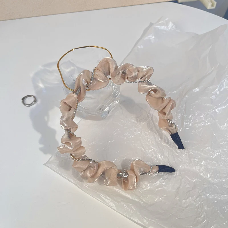Dekorative Satin-Haarband Brehn
