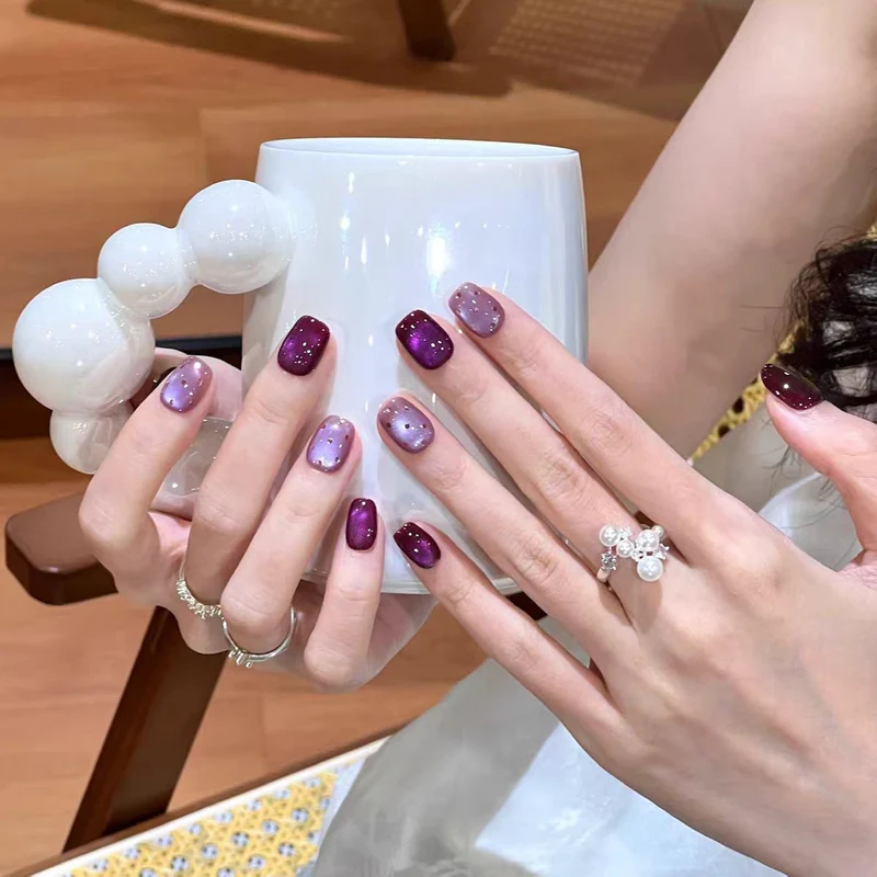 Dekorative Blumennagelkunst Tipps