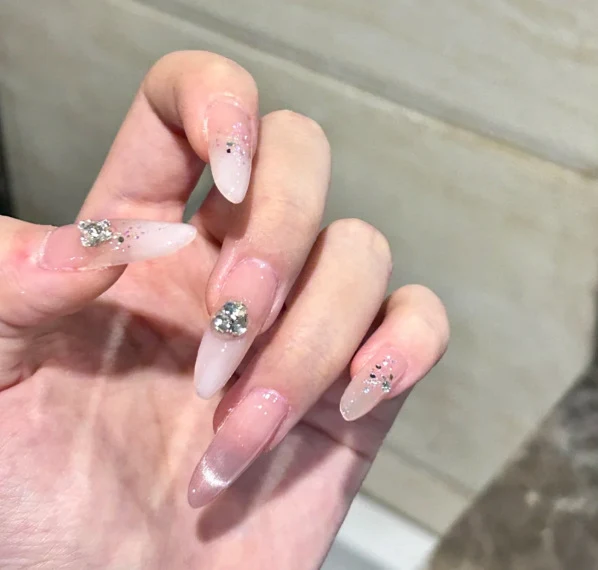 Dekoratives florales Nagelkunst-Set
