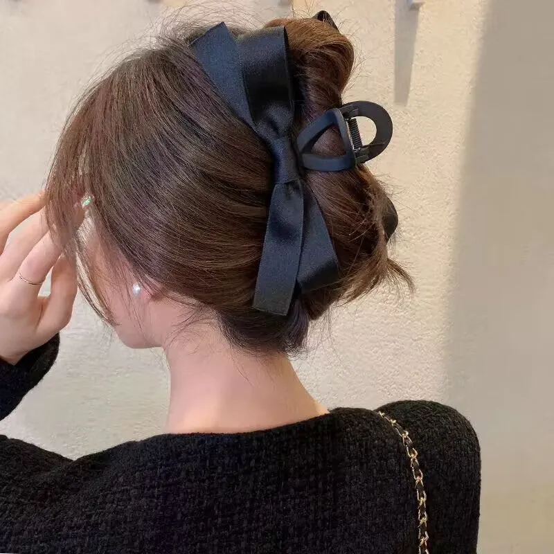 Elegante Doppelbogen-Haarspange Brehn