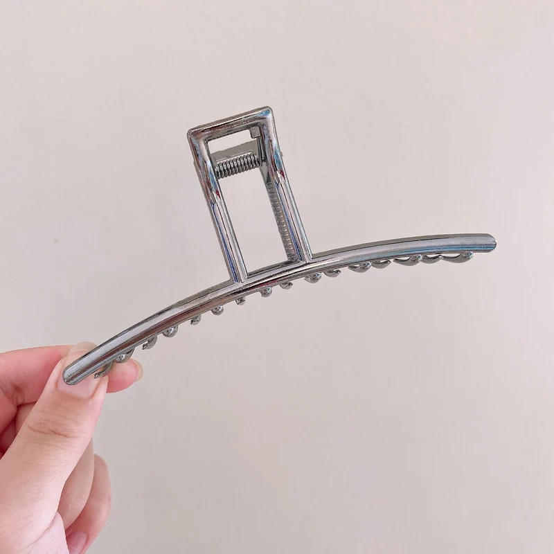 Eleganter Chrome-Haarclip Brehn