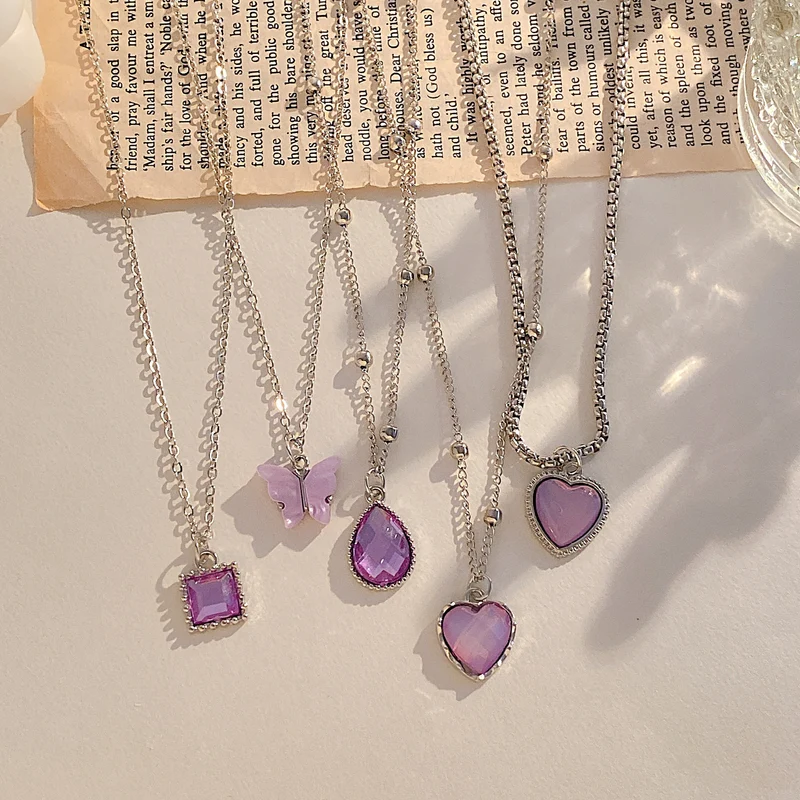 Charmantes Anhänger-Neklace-Set Brehn