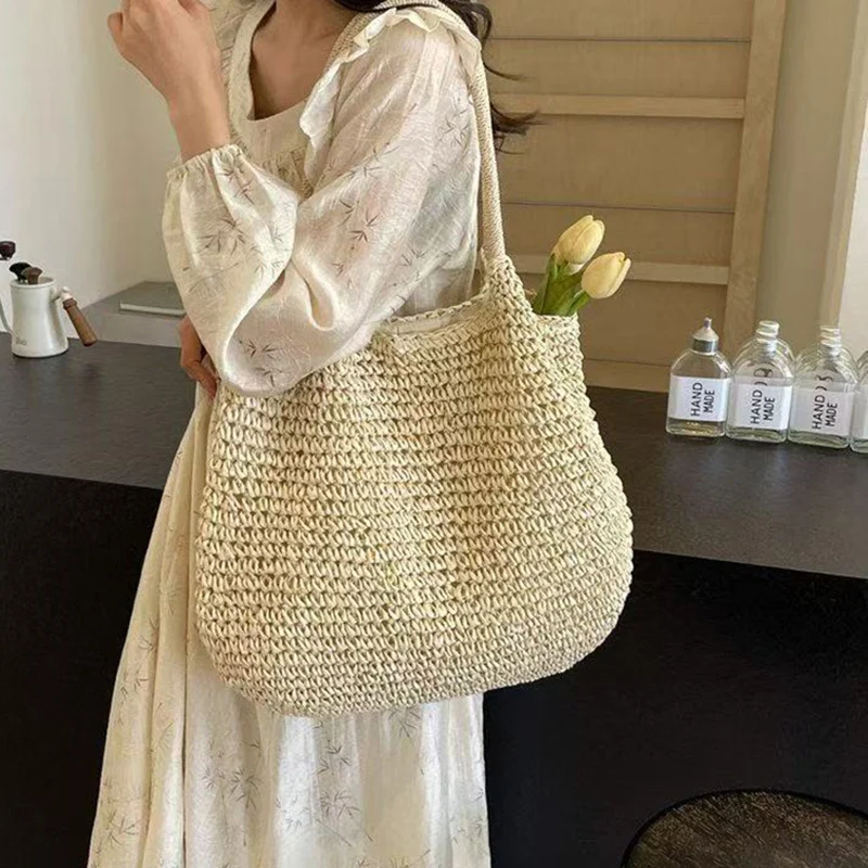 Handtasche aus handgefertigten Naturmaterialien mit robustem Design Skanto