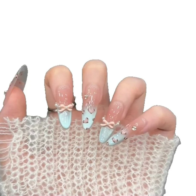 Künstlerisches Press-On Nageldesign Set