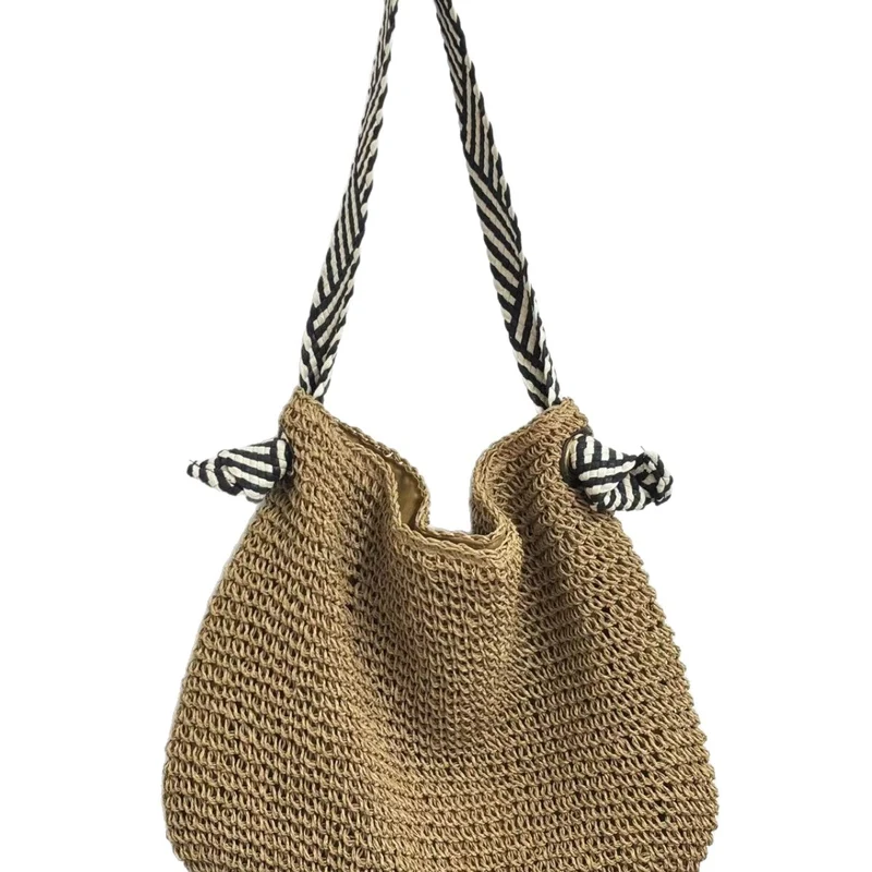Handtasche mit gestreiften Riemen Skanto
