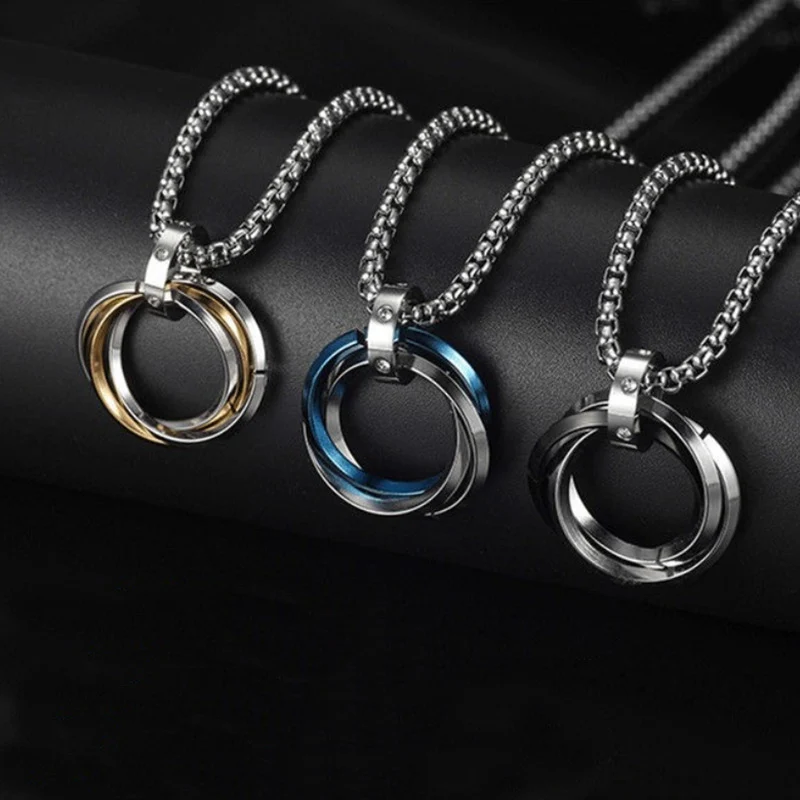 Verschränkte Ringe Halskette Brehn