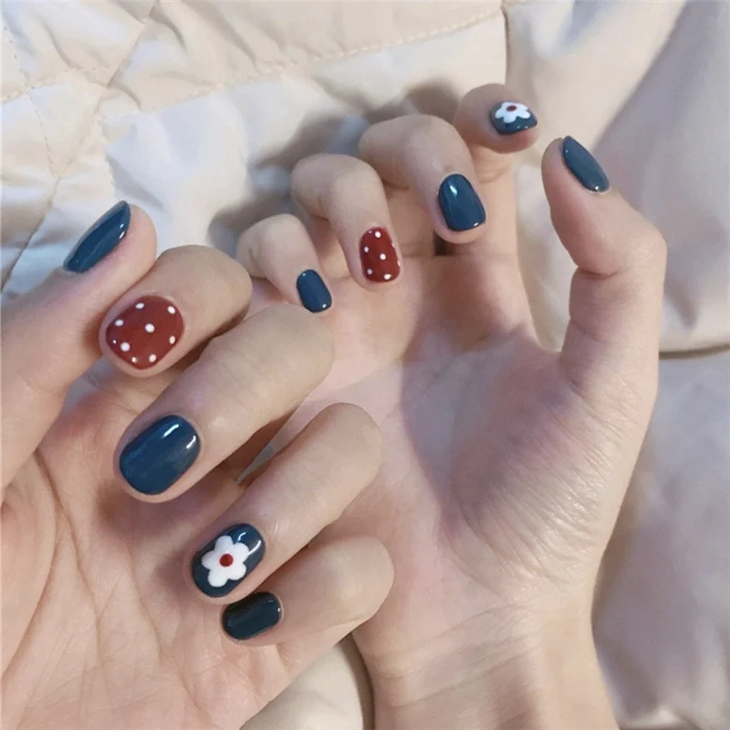 Künstlerisches Nagelkunst-Set