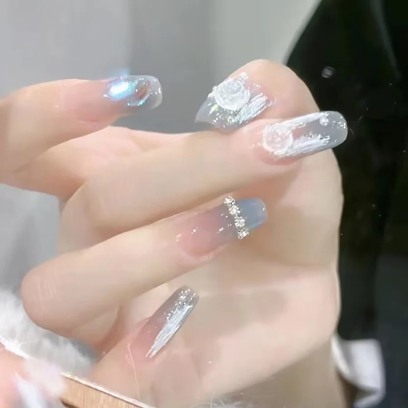 Künstlerisches Glossy Press-On Nagelkit
