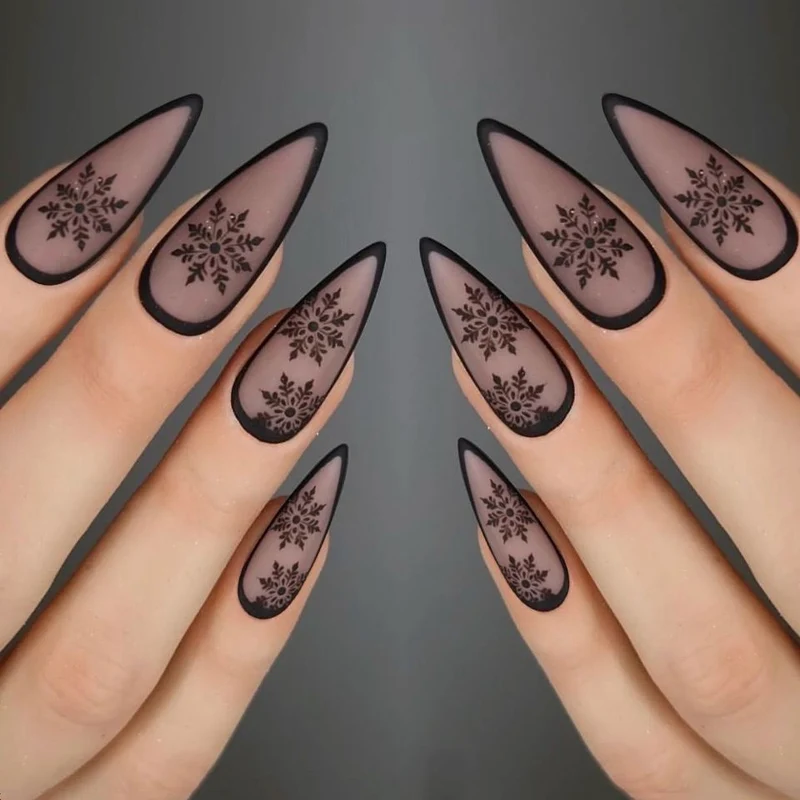 Künstlerische Matt-Press-On-Nagelkunst
