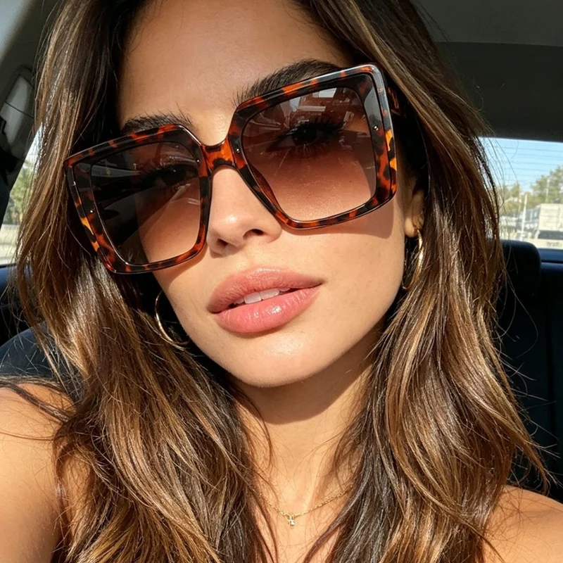 Oversize-Sonnenbrille für Damen im trendigen quadratischen Design Skanto