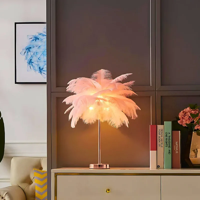 Atmosphärische Feder-Palmenlampe – LumaPalm | Skanto