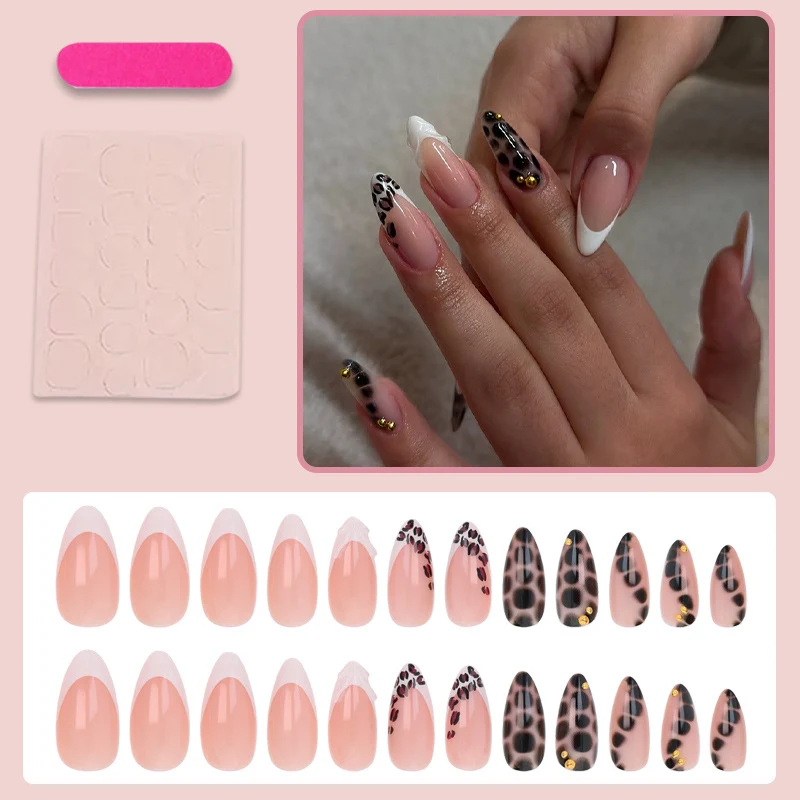 Kunstnagelset mit trendigen Leopardenmustern und eleganten Akzenten Brehn