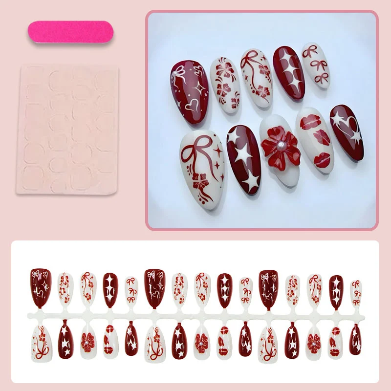 Kunstnagelset mit romantischen Herz- und Blütenmotiven Brehn