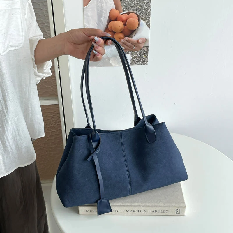 Stilvolle Kunstwildleder-Handtasche