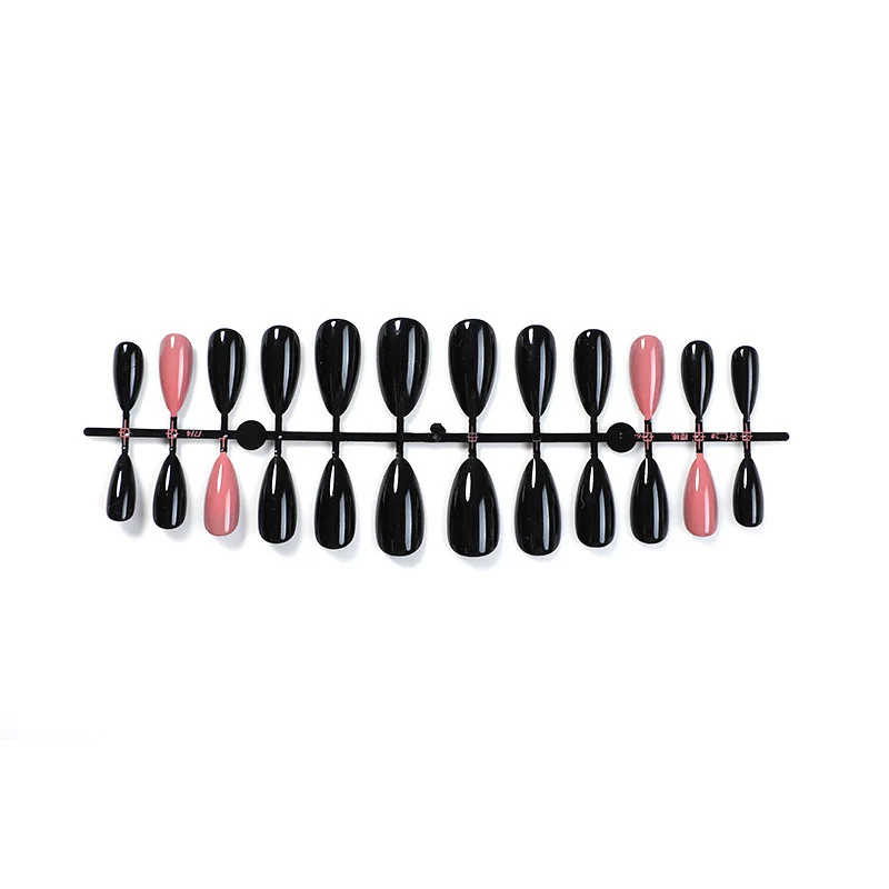 Kunstnagelset mit stilvollen und eleganten Designs Brehn