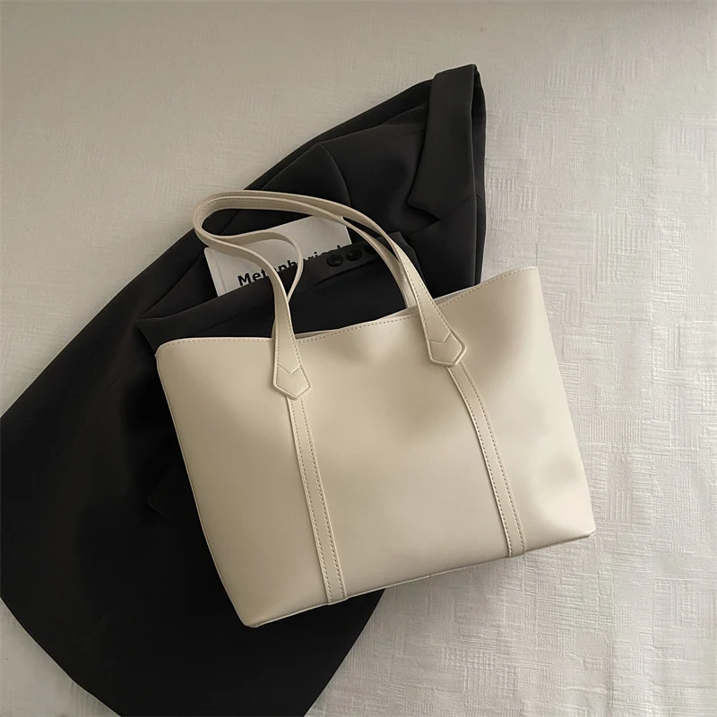 Schlichte Minimalistische Leder Tote Bag