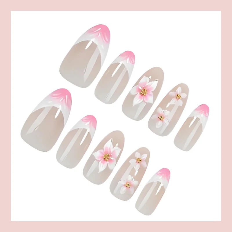 Kunstnagelset mit romantischen Blumen- und Ombre-Effekten Brehn
