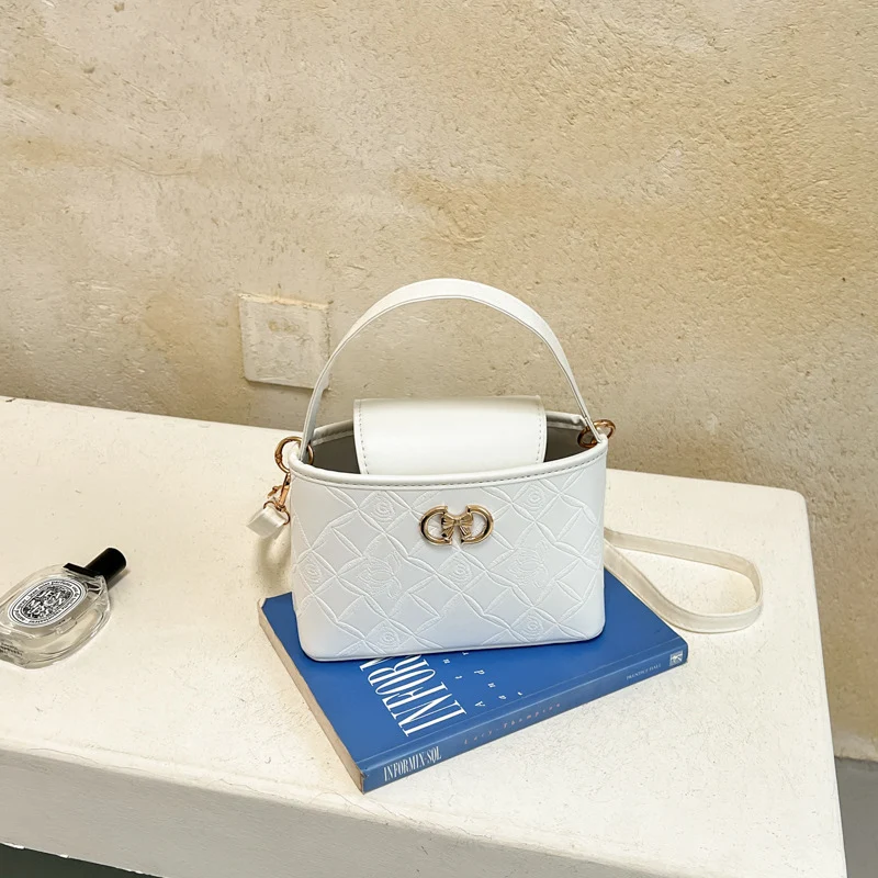 Moderne gesteppte Handtasche