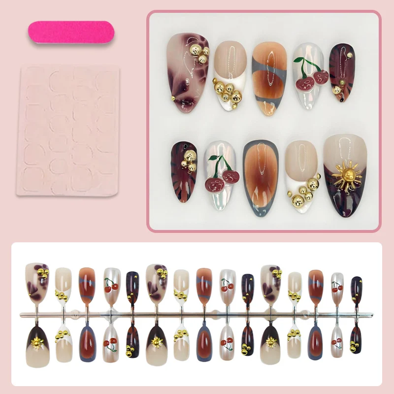 Kunstnagelset mit luxuriösen dekorativen Akzenten Brehn