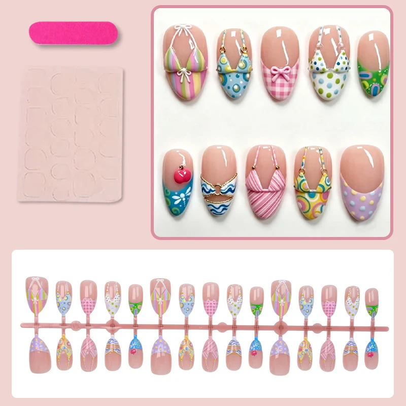 Kunstnagelset mit sommerlichen Bikini-Motiven Brehn