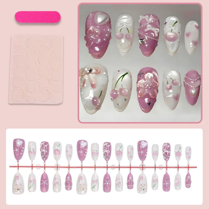 Kunstnagelset mit kreativen Herz- und Blumendesigns Brehn