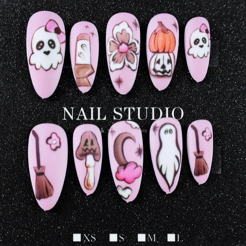 Kunstnagelset mit verspielten Halloween-Motiven Brehn