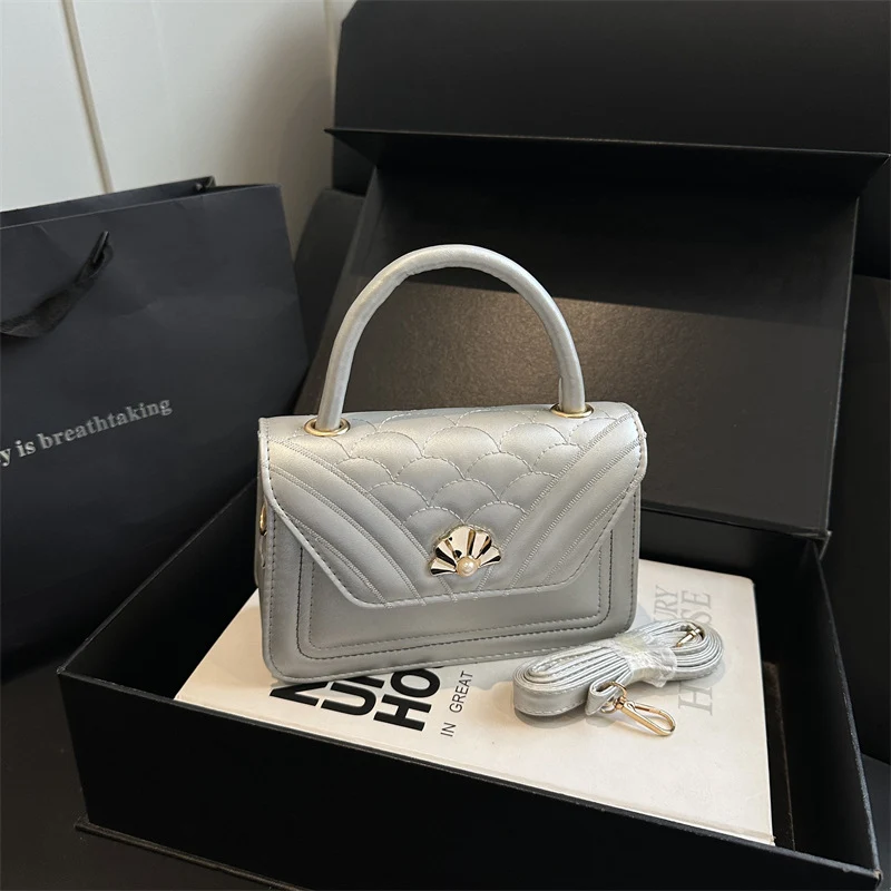 Gep quiltete Vintage-Handtasche