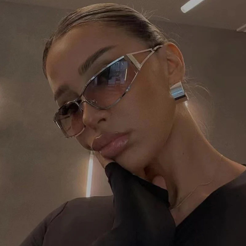 Damen Sport-Sonnenbrille im futuristischen Stil Skanto