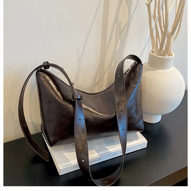 Stylisch Minimalistische Leder Schultertasche