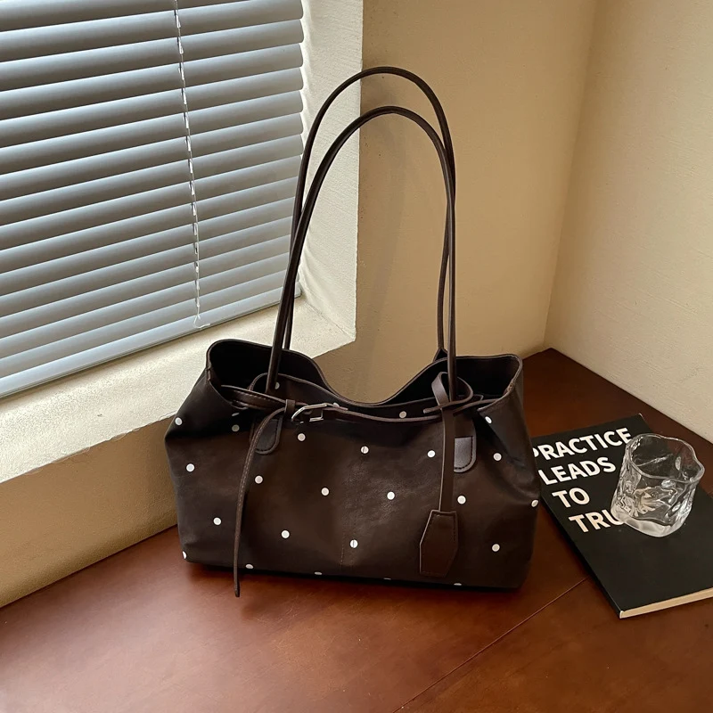 Stylische Wildleder-Tote-Bag