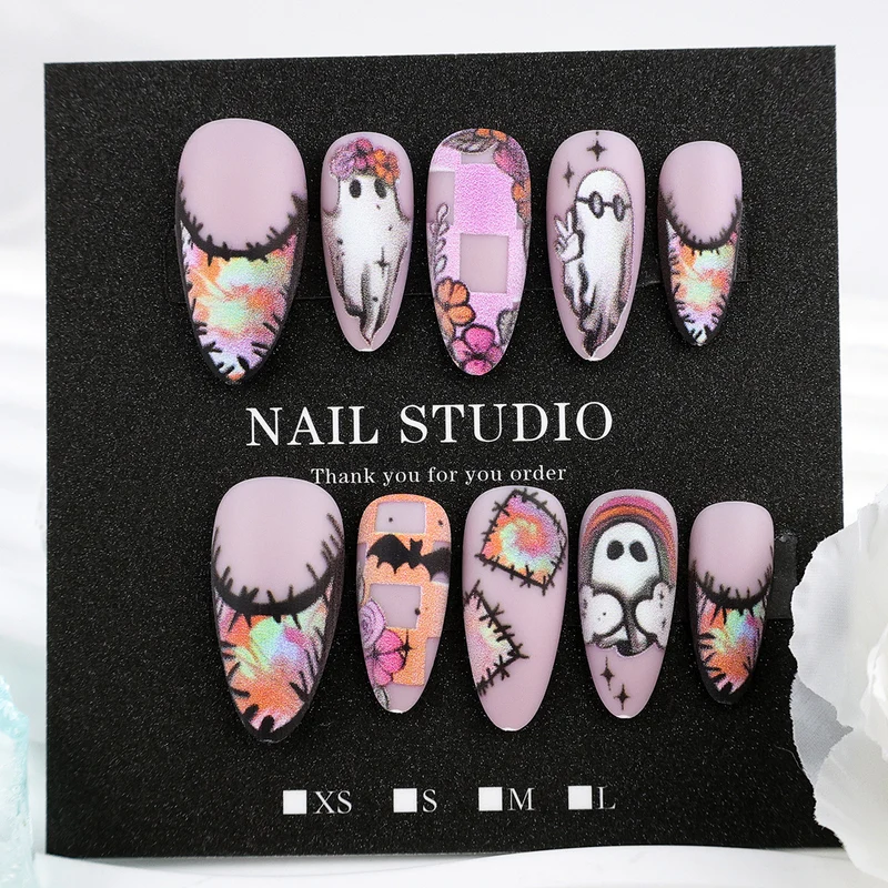 Kunstnagelset mit kreativen Geister- und Halloweenmotiven Brehn