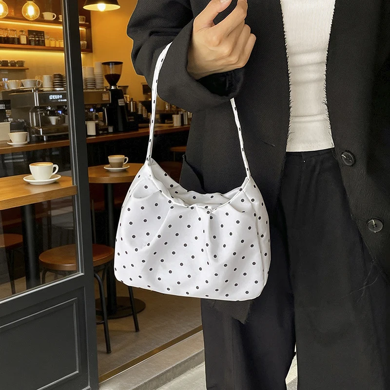 Leichte lässige Hobo-Tasche
