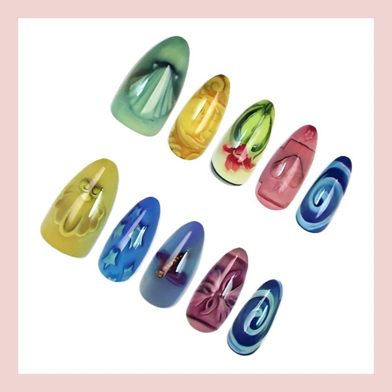 Kunstnagelset mit maritimen Designs und detailreicher Verzierungen Brehn