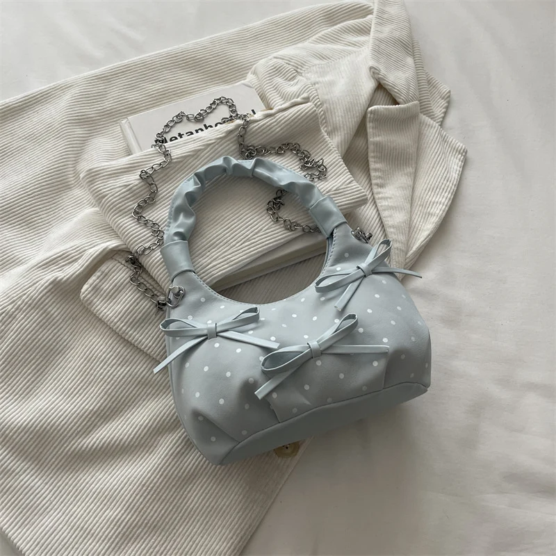 Stylische gepunktete Mini-Handtasche