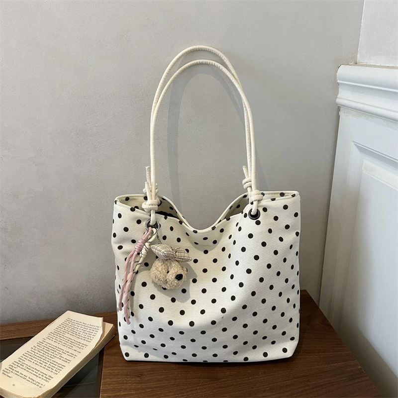 Verspielte Polka-Dot-Stofftasche