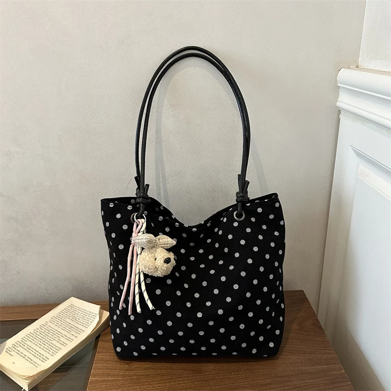 Verspielte Polka-Dot-Stofftasche