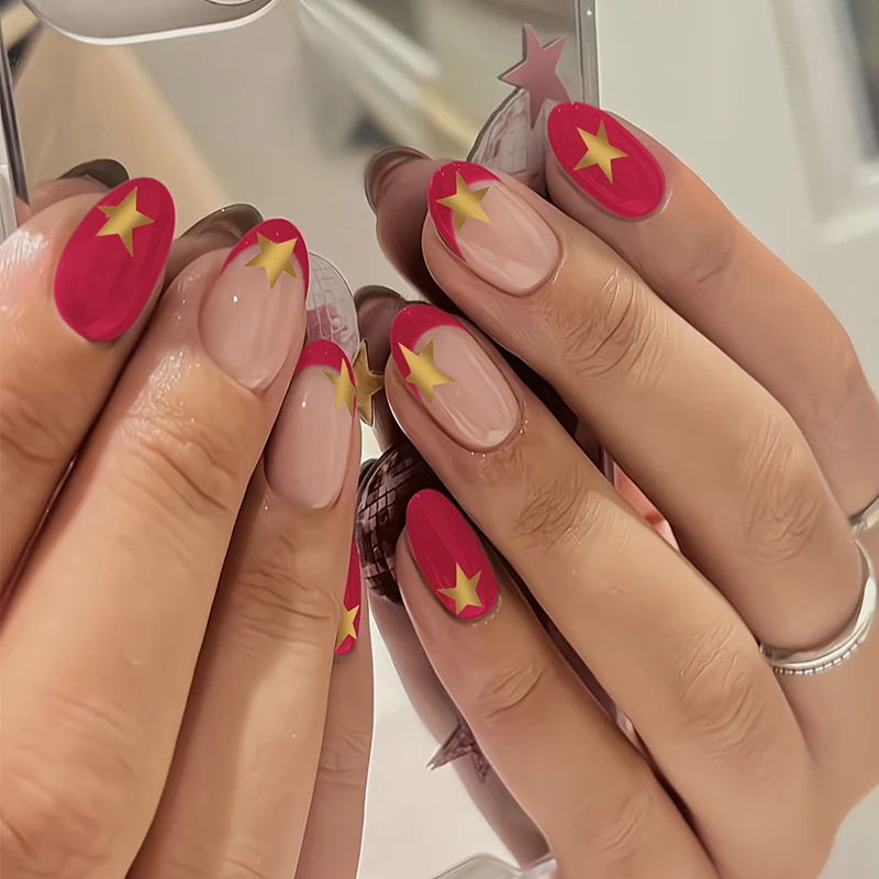 Kunstnagelset mit kreativem Sterne-Motiv Brehn