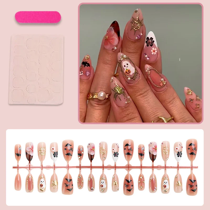 Kunstnagelset mit Halloween-Motiven und extravaganten Akzenten Brehn