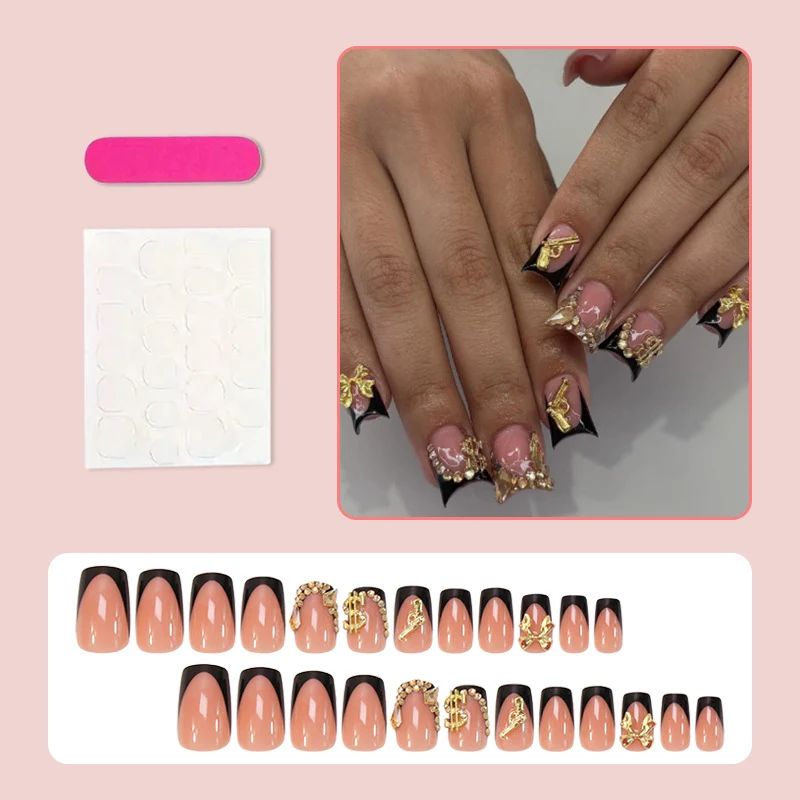Kunstnagelset mit luxuriösen 3D-Verzierungen und eleganten Glitzerdetails Brehn