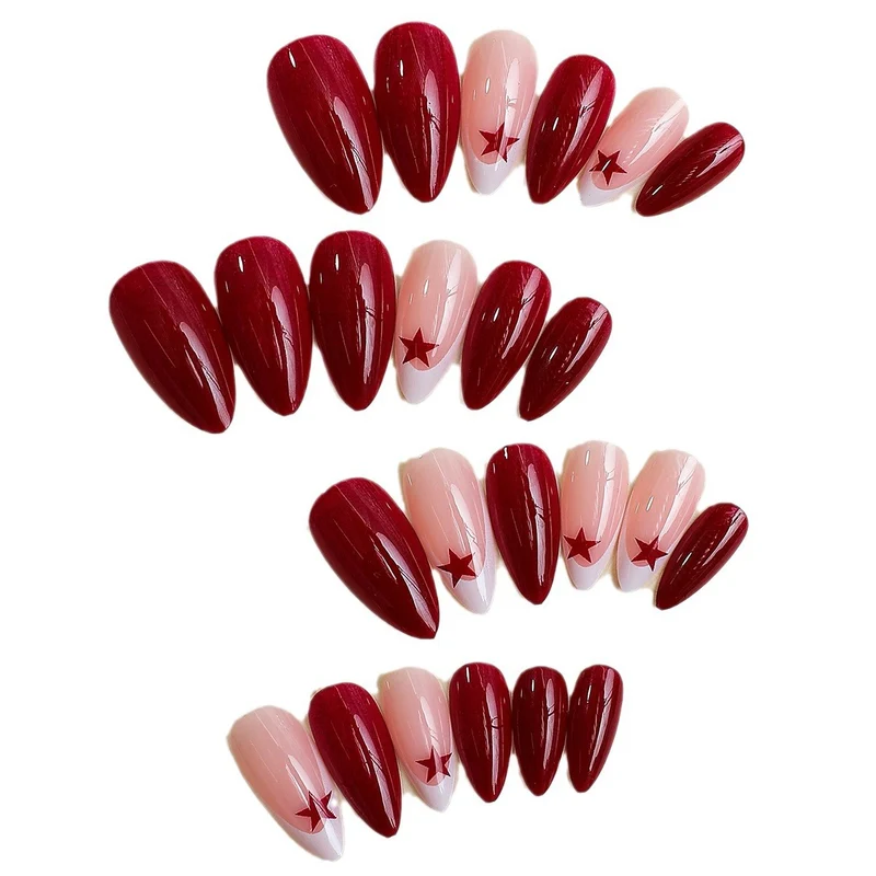 Kunstnagelset mit glamourösen Sternenmotiven Brehn