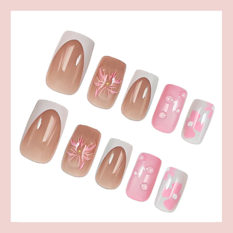 Kunstnagelset mit floralem und glamourösem Design Brehn