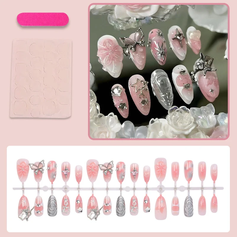 Kunstnagelset mit funkelnden 3D-Verzierungen und kreativen Designs Brehn