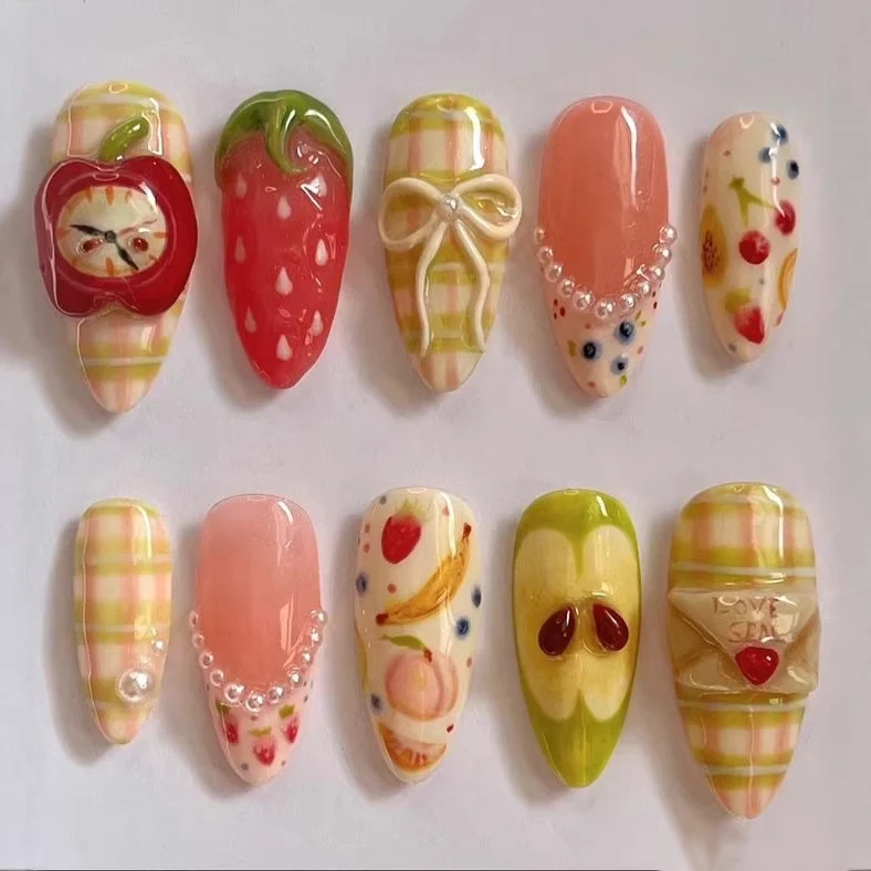 Kunstnagelset mit fröhlichen Obst- und Blumenmotiven Brehn