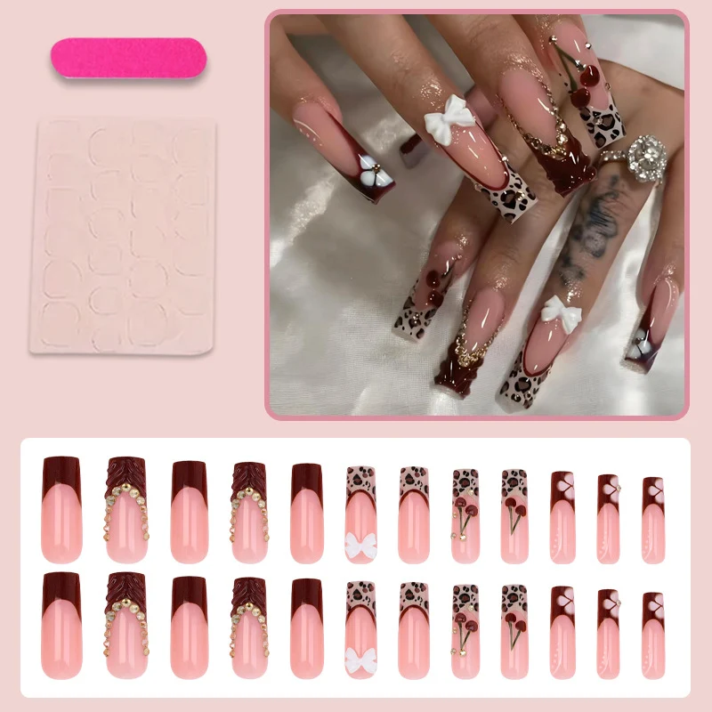 Kunstnagelset mit extravaganten Designs Brehn